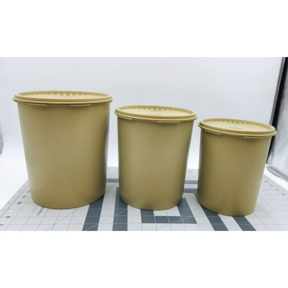 Tupperware Avocado Green Servalier Nesting Canister Set of 3 805 807 809 - Picture 4 of 15